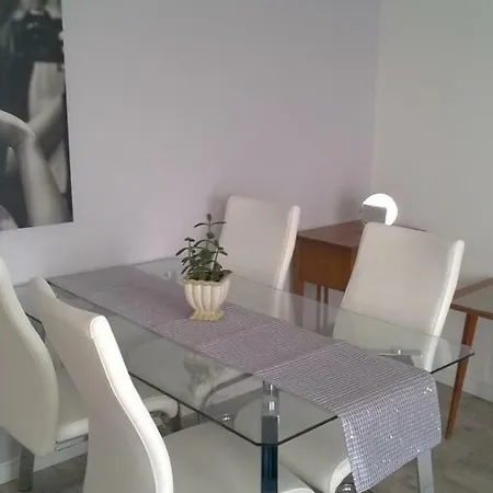 Apartament Borowska *